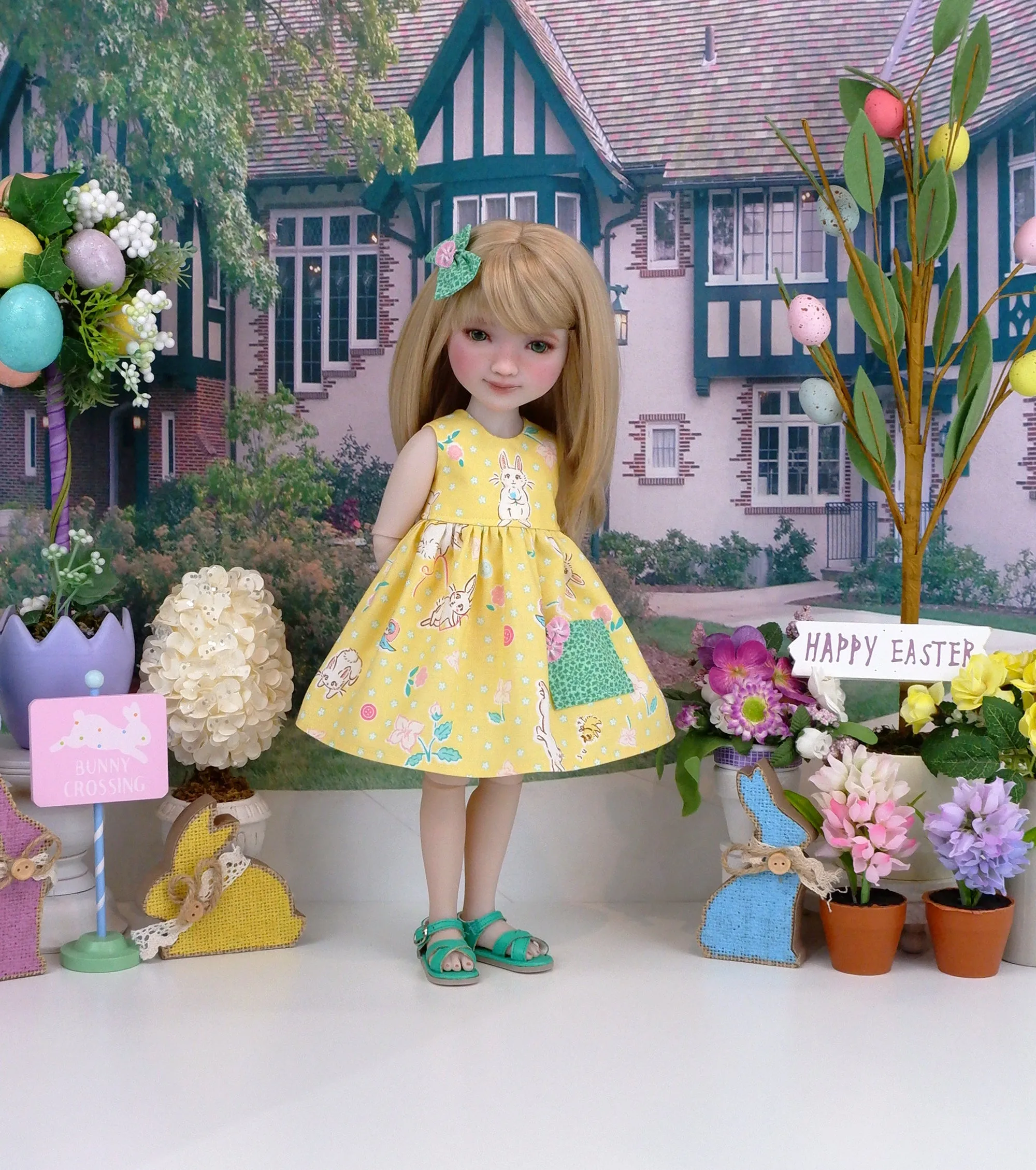 Bunnies & Blossoms - dress with sandals for Ruby Red Fashion Friends doll