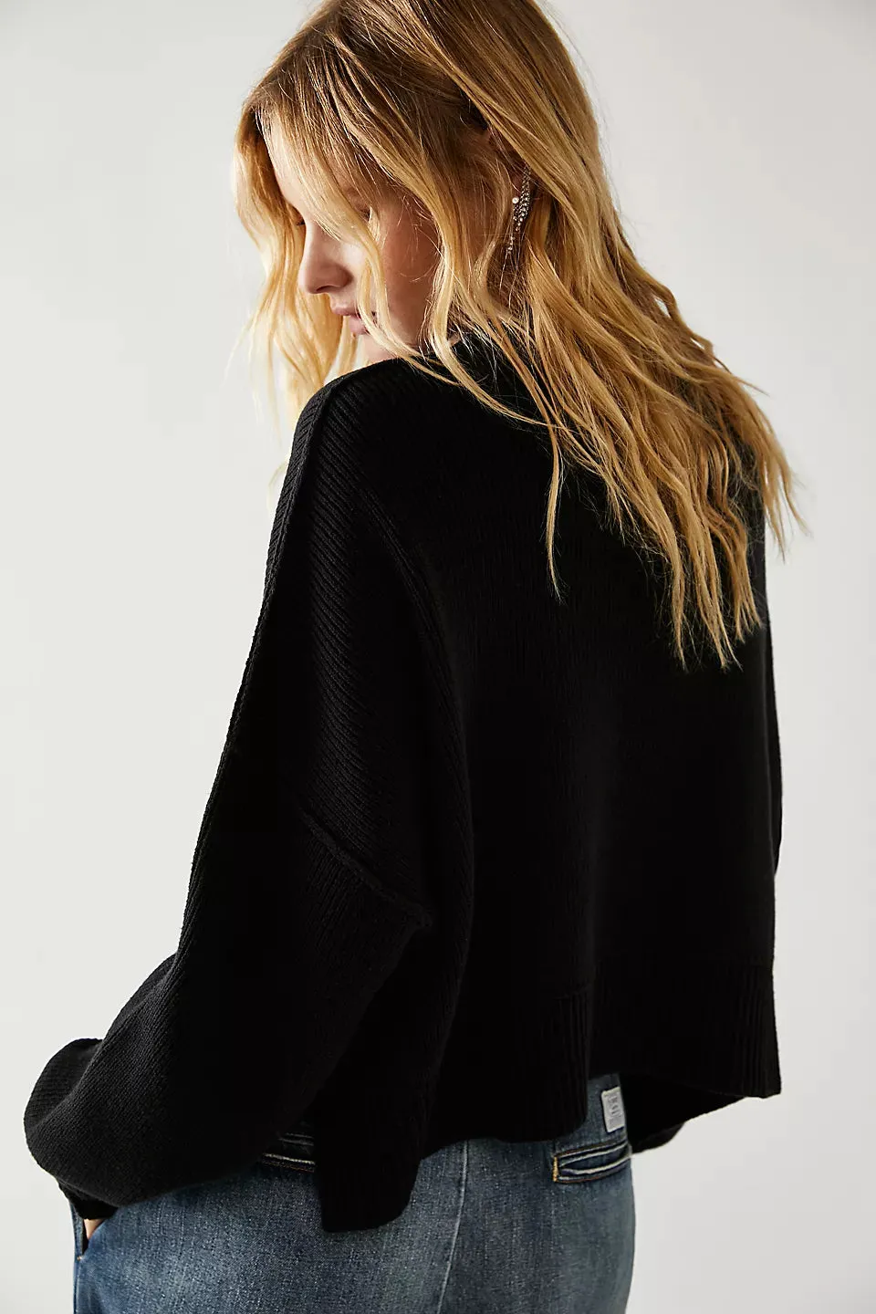 Easy Street Crop Pullover - Black
